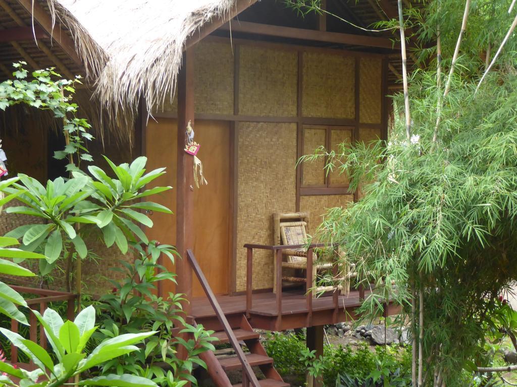 Shibui Garden Bungalows And Restaurant Tanjung  ภายนอก รูปภาพ