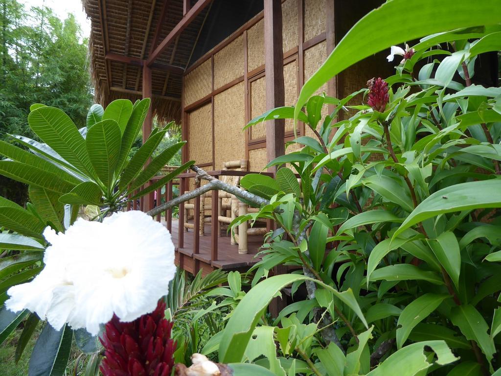 Shibui Garden Bungalows And Restaurant Tanjung  ภายนอก รูปภาพ