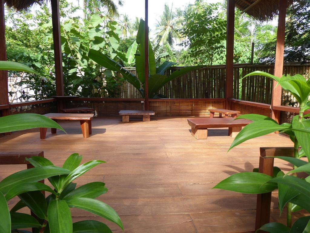 Shibui Garden Bungalows And Restaurant Tanjung  ภายนอก รูปภาพ