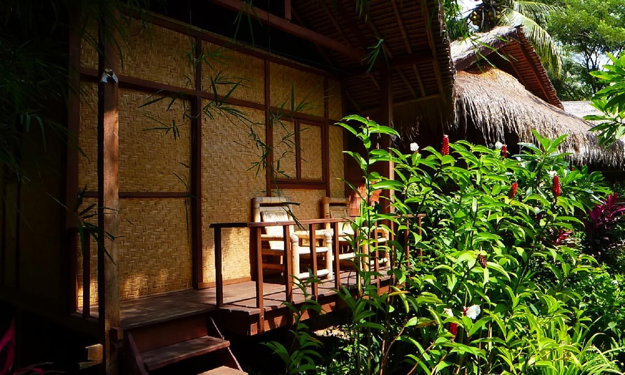 Shibui Garden Bungalows And Restaurant Tanjung  ภายนอก รูปภาพ